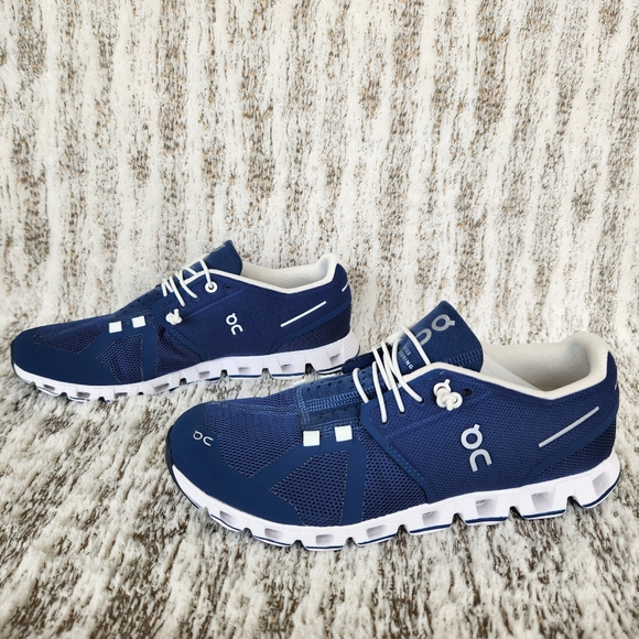 On Running "Cloud 5" Athletic Shoe Sneaker Navy Blue White | Women's Size 9 - Picture 5 of 11